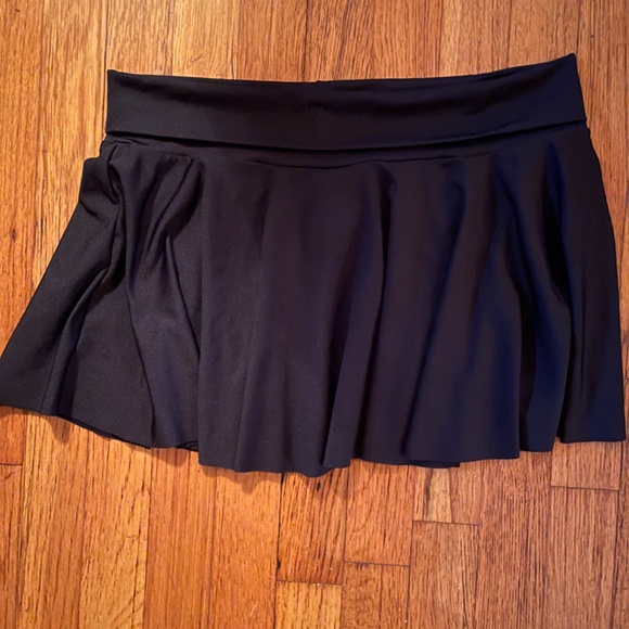 Short circle dance skirt - Picture 2 of 4